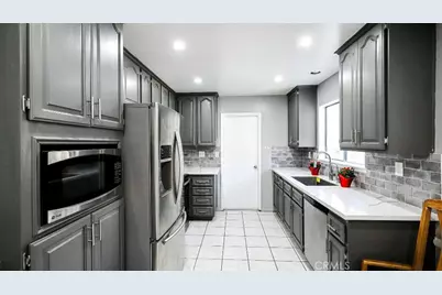 10136 Montecito Plz, Garden Grove, CA 92840 - Photo 4