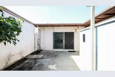 10136 Montecito Plz, Garden Grove, CA 92840 - Photo 28