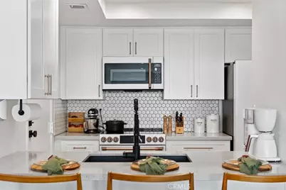 16873 Donwest, Tustin, CA 92780 - Photo 12