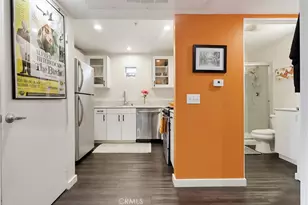 834 E 4th St, Long Beach, CA 90802 - Photo 16