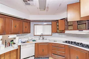 9800 Bolsa Ave, Westminster, CA 92683 - Photo 12