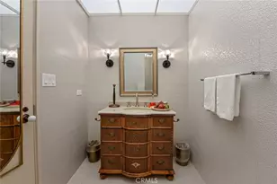 1458 Hillcrest, Pasadena, CA 91106 - Photo 70