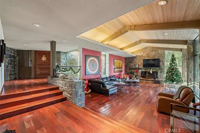 1458 Hillcrest, Pasadena, CA 91106 - Photo 38