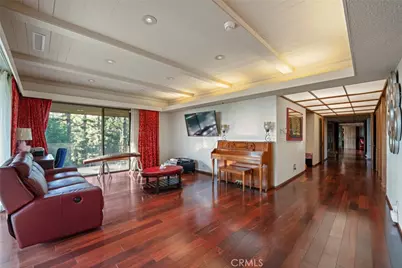 1458 Hillcrest, Pasadena, CA 91106 - Photo 52