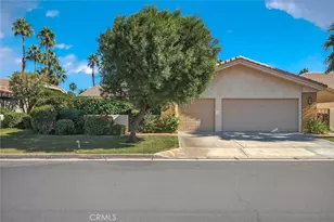 47850 Via Trieste, La Quinta, CA 92253 - Photo 2