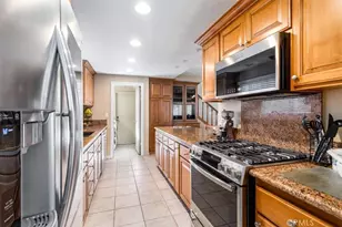 2909 S Rita Way, Santa Ana, CA 92704 - Photo 10