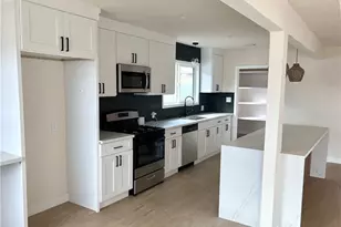 325 E 222nd St, Carson, CA 90745 - Photo 2