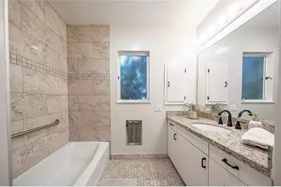 2870 Albury, Long Beach, CA 90815 - Photo 32