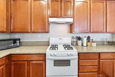 15643 Vista Way #110, Lake Elsinore, CA 92532 - Photo 10