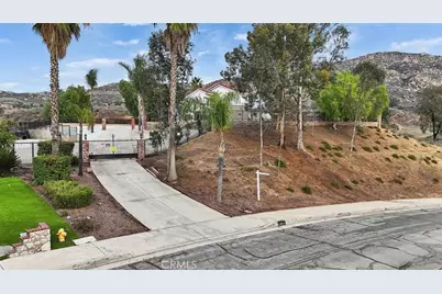 10161 Canyon Vista, Moreno Valley, CA 92557 - Photo 32