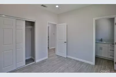 2302 W La Verne Avenue, Santa Ana, CA 92704 - Photo 10