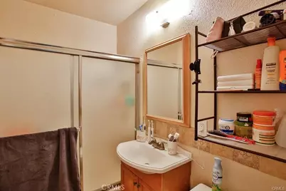 2302 W La Verne Avenue, Santa Ana, CA 92704 - Photo 22