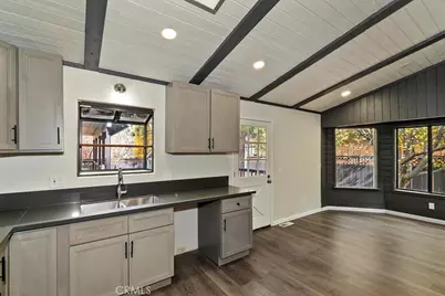 42736 Tannenbaum Platz, Big Bear Lake, CA 92315 - Photo 12