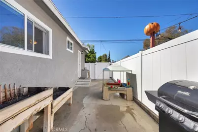 2701 E 17th Street, Long Beach, CA 90804 - Photo 40