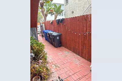 2007 Highland, Manhattan Beach, CA 90266 - Photo 8