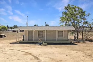 32237 Yucaipa, Yucaipa, CA 92399 - Photo 2