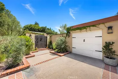 10162 La Sierra, North Tustin, CA 92705 - Photo 4