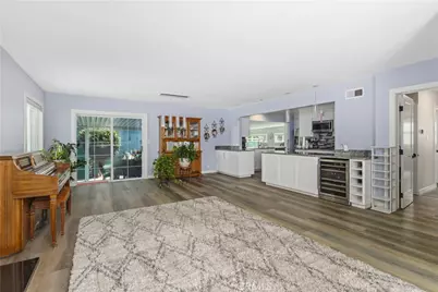 6103 Wolfe St, Lakewood, CA 90713 - Photo 8