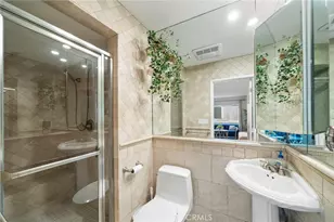 2017 Sunset, Fullerton, CA 92833 - Photo 16