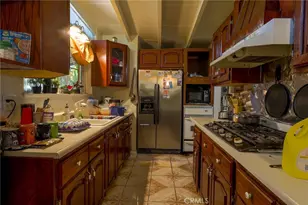 2310 S Olive, Santa Ana, CA 92707 - Photo 4