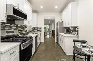 2542 W MacArthur Blvd, Santa Ana, CA 92704 - Photo 20
