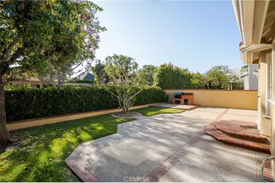 19371 Woodlands, Huntington Beach, CA 92648 - Photo 34
