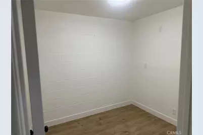 8420 S San Pedro Street, Los Angeles, CA 90003 - Photo 12