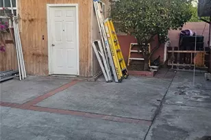 2313 Downie Pl, Santa Ana, CA 92706 - Photo 22