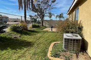 34593 Princeton Dr, Yucaipa, CA 92399 - Photo 6