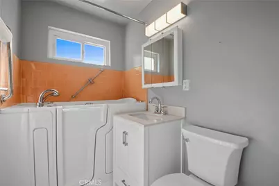 2202 W 153rd Street, Compton, CA 90220 - Photo 16