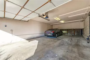 2240 N Legion Dr, Signal Hill, CA 90755 - Photo 24