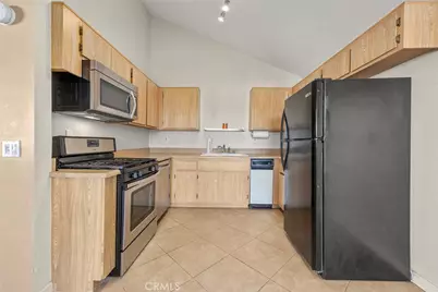 409 Utica Avenue #D36, Huntington Beach, CA 92648 - Photo 10