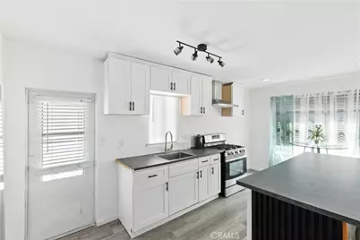 1900 Artesia Blvd #4, Torrance, CA 90504 - Photo 4