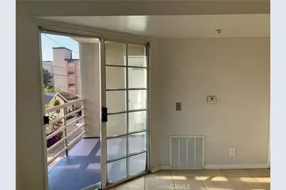 707 W 4th #7, Long Beach, CA 90802 - Photo 8