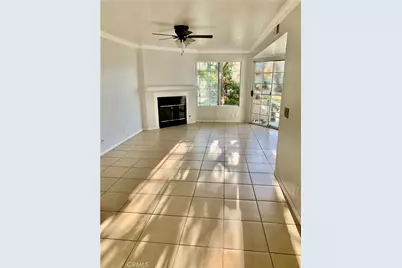 707 W 4th #7, Long Beach, CA 90802 - Photo 4