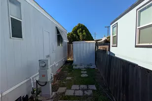 24200 Walnut Street, Torrance, CA 90501 - Photo 2