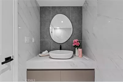 15631 Sunburst Lane, Huntington Beach, CA 92647 - Photo 34