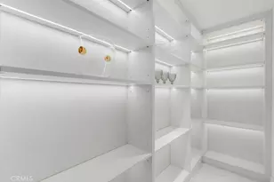 15631 Sunburst Ln, Huntington Beach, CA 92647 - Photo 14