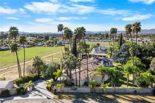 1981 Park, Hemet, CA 92544 - Photo 2