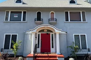 1025 Locust Ave, Long Beach, CA 90813 - Photo 2