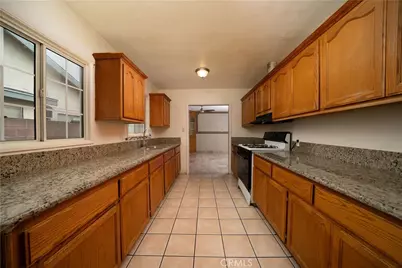 728 N Geneva, Anaheim, CA 92801 - Photo 10