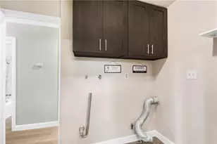 946 W Kendall, Corona, CA 92882 - Photo 10