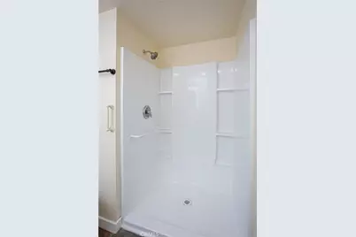 301 E Foothill Boulevard #39, Pomona, CA 91767 - Photo 18