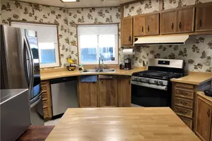 307 S Smith Ave, Corona, CA 92882 - Photo 8