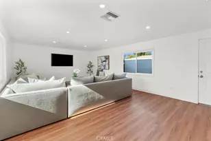 8008 Aura, Reseda, CA 91335 - Photo 22