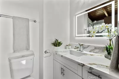 8008 Aura, Reseda, CA 91335 - Photo 14