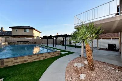 18465 Tarpon Lane, Victorville, CA 92395 - Photo 32