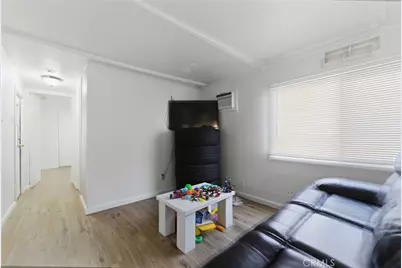 6665 Long Beach Blvd #B23, Long Beach, CA 90805 - Photo 18