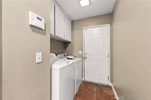 4060 N Flame Tree, Rialto, CA 92377 - Photo 20