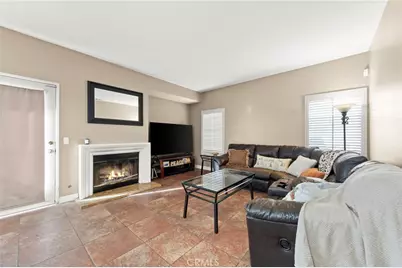 4060 N Flame Tree, Rialto, CA 92377 - Photo 14